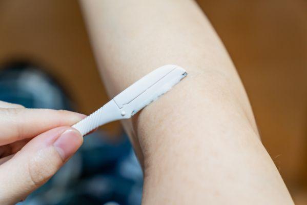 子どもがムダ毛を自己処理するデメリット
